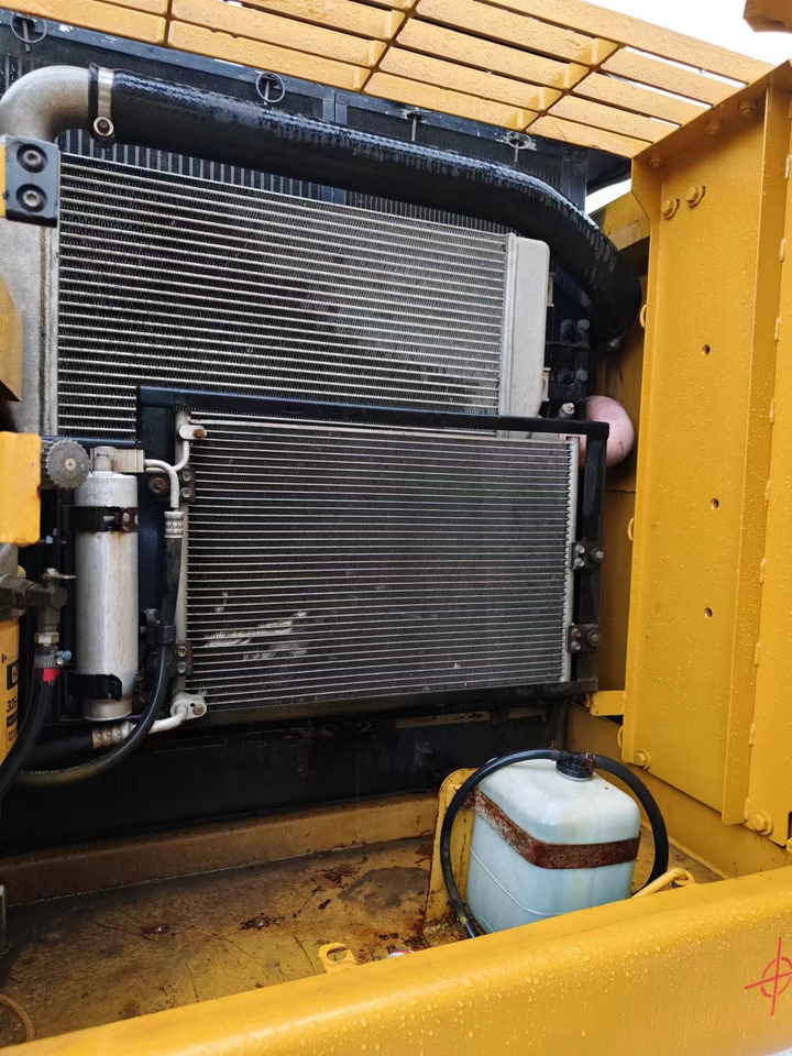 Pelle sur chenille CATERPILLAR 320D2 CAT: photos 7