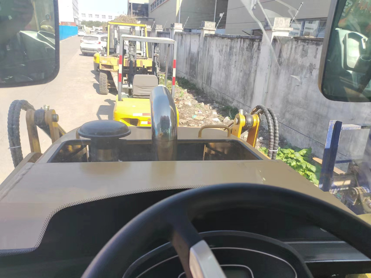 CATERPILLAR 420F - Tractopelle: photos 5 CATERPILLAR 420F - Tractopelle: photos 5