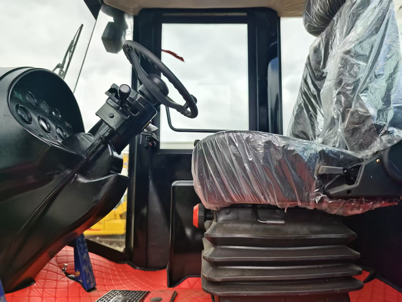 CATERPILLAR 966H - Chargeuse sur pneus: photos 4 CATERPILLAR 966H - Chargeuse sur pneus: photos 4