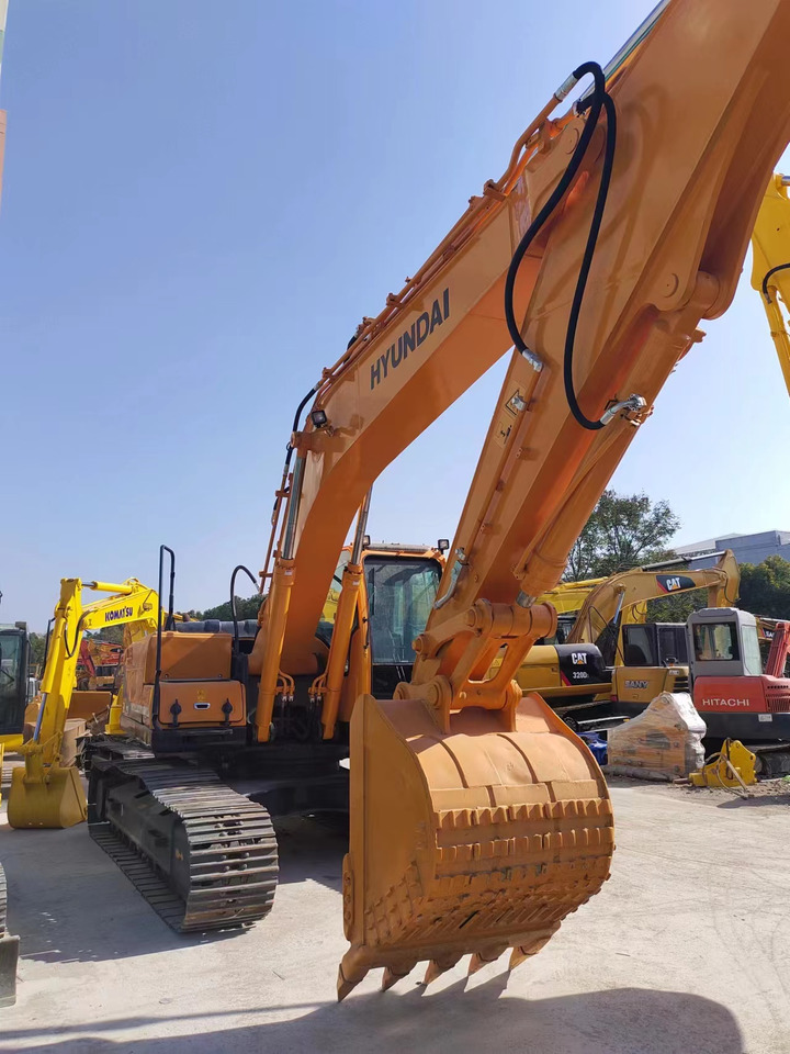 HYUNDAI 220LC-9S - Pelle sur chenille: photos 1 HYUNDAI 220LC-9S - Pelle sur chenille: photos 1