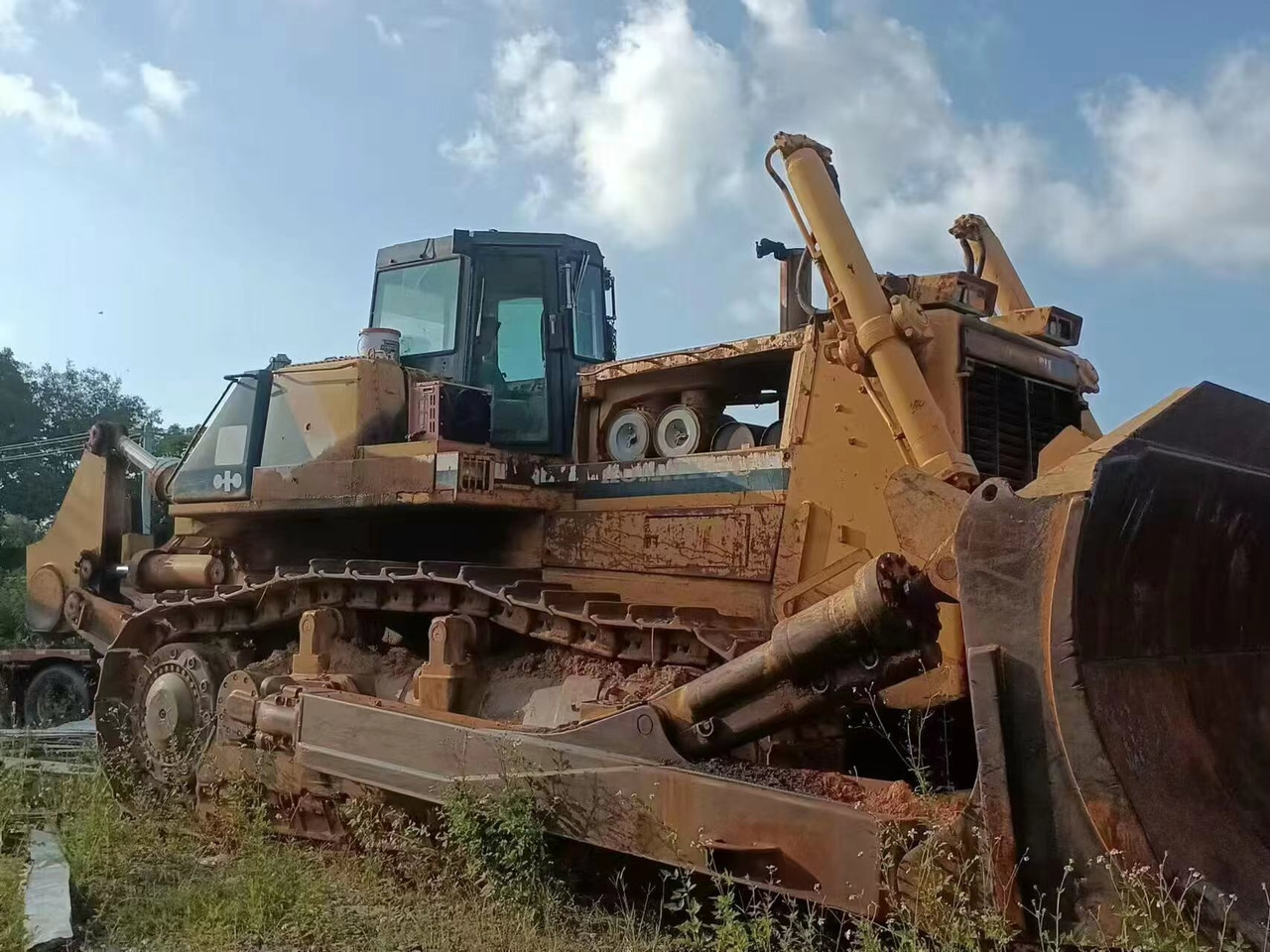 KOMATSU D475 - Bulldozer: photos 1 KOMATSU D475 - Bulldozer: photos 1