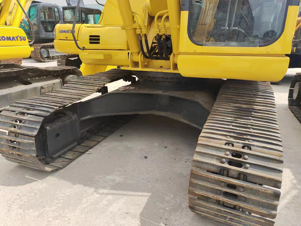 KOMATSU PC200-7 - Pelle sur chenille: photos 5 KOMATSU PC200-7 - Pelle sur chenille: photos 5