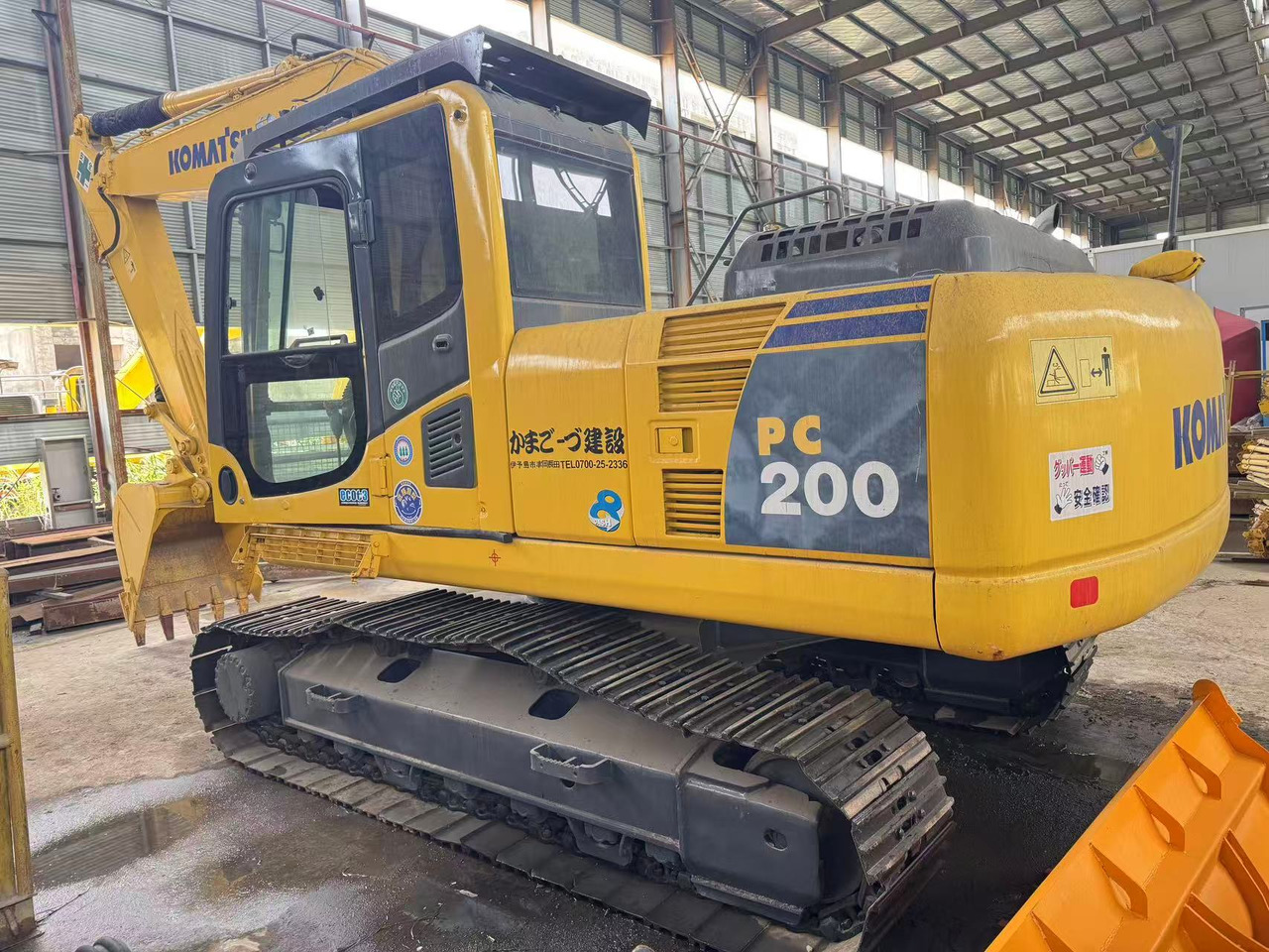 KOMATSU PC200-8 - Pelle sur chenille: photos 4 KOMATSU PC200-8 - Pelle sur chenille: photos 4