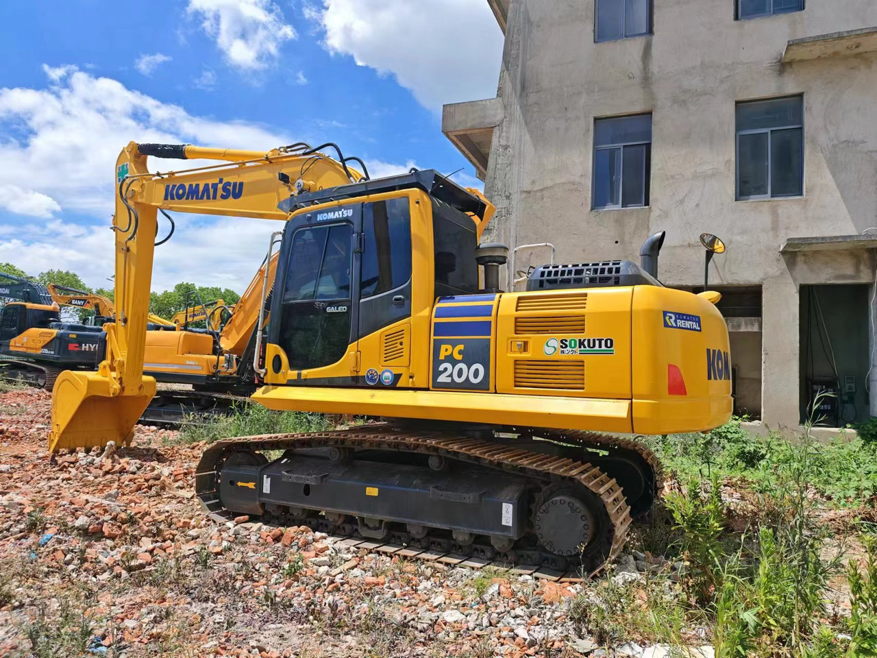 KOMATSU PC200-8N1 surplus Japan PC55 PC60-7 PC200-7 PC200-8 - Pelle sur chenille: photos 1 KOMATSU PC200-8N1 surplus Japan PC55 PC60-7 PC200-7 PC200-8 - Pelle sur chenille: photos 1