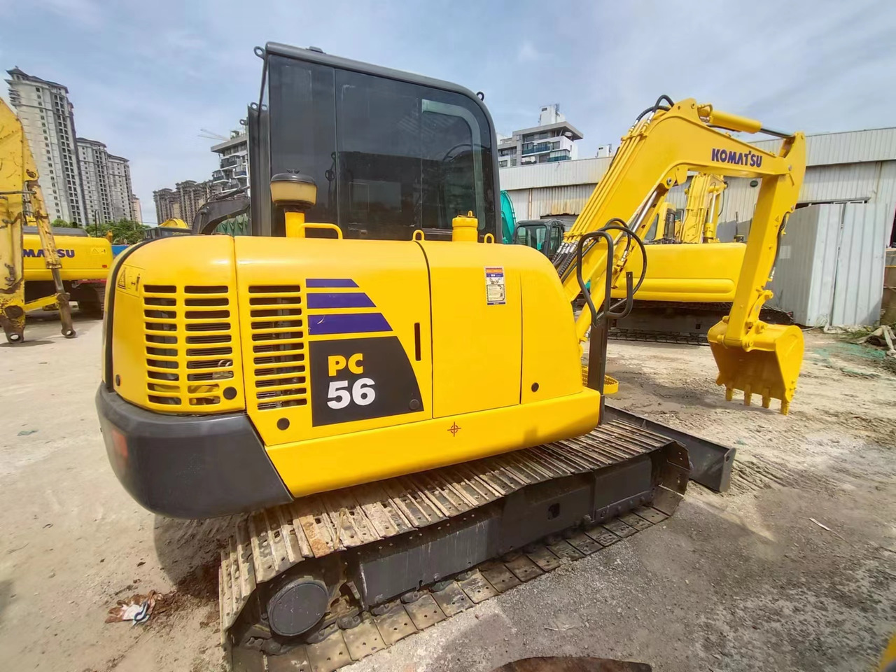KOMATSU PC56 komatsu mini excavator PC55 PC60 - Mini pelle: photos 4 KOMATSU PC56 komatsu mini excavator PC55 PC60 - Mini pelle: photos 4
