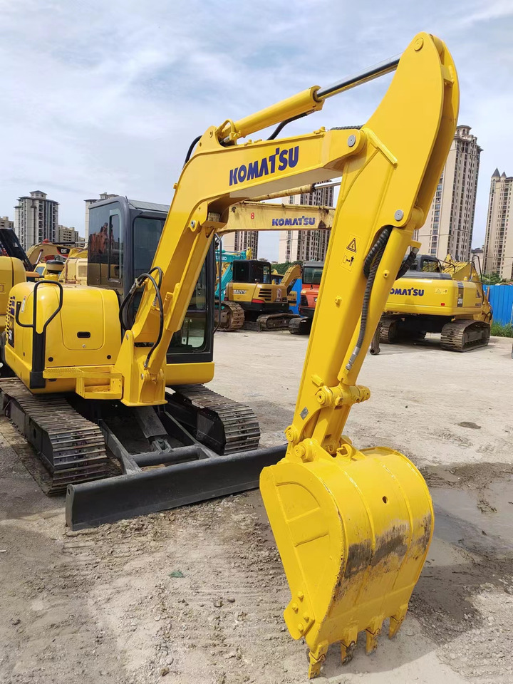 KOMATSU PC56 komatsu mini excavator PC55 PC60 - Mini pelle: photos 5 KOMATSU PC56 komatsu mini excavator PC55 PC60 - Mini pelle: photos 5