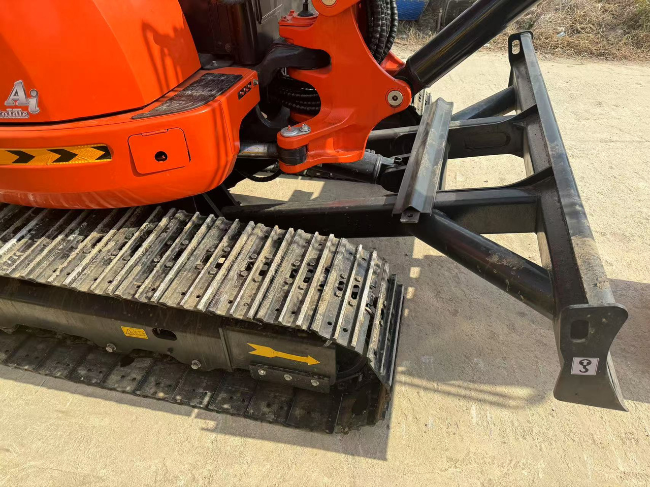 KUBOTA U55-4 - Mini pelle: photos 5 KUBOTA U55-4 - Mini pelle: photos 5
