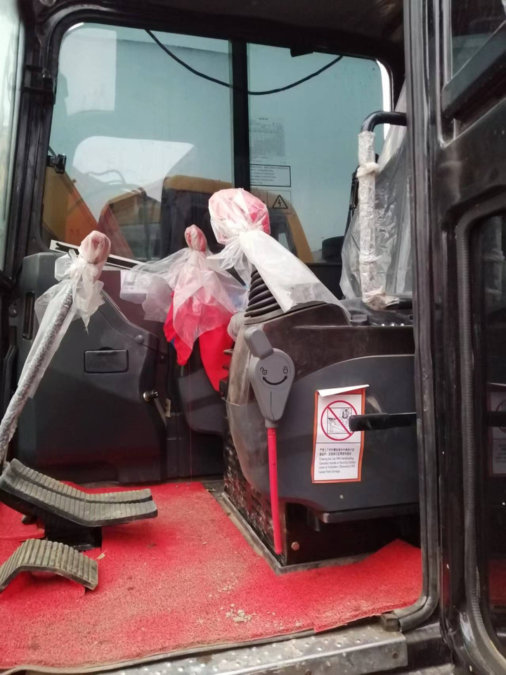 SANY SY55C - Mini pelle: photos 4 SANY SY55C - Mini pelle: photos 4