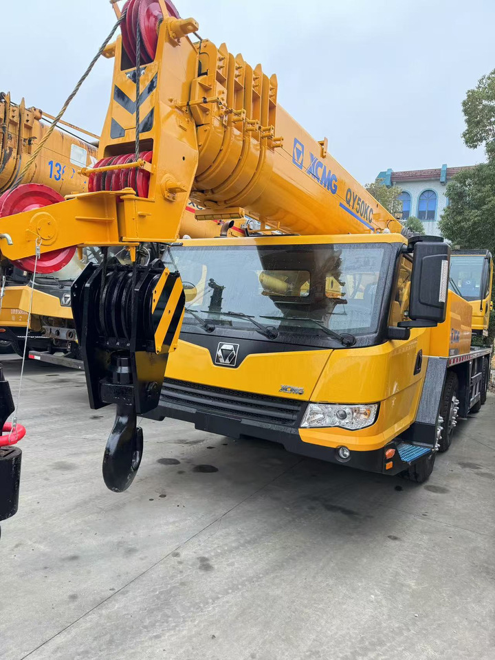 XCMG QY50KC QY50 CHINA TRUCK CRANE 50TONS - Grue mobile: photos 1 XCMG QY50KC QY50 CHINA TRUCK CRANE 50TONS - Grue mobile: photos 1