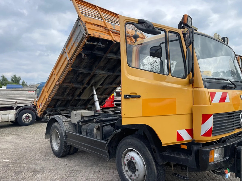 Mercedes-Benz 1314AK 3 SIDED TIPPER 4X4 - Camion benne: photos 1 Mercedes-Benz 1314AK 3 SIDED TIPPER 4X4 - Camion benne: photos 1
