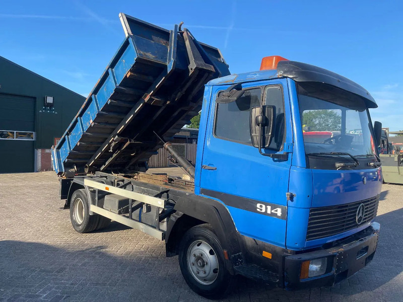 Mercedes-Benz 914 Tipper - Camion benne: photos 1 Mercedes-Benz 914 Tipper - Camion benne: photos 1