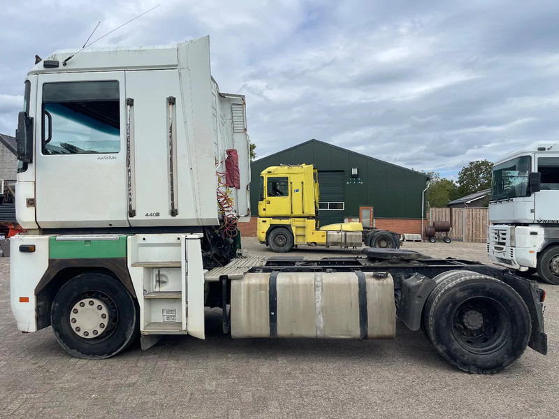Renault Magnum 440 Tractor unit - Tracteur routier: photos 4 Renault Magnum 440 Tractor unit - Tracteur routier: photos 4