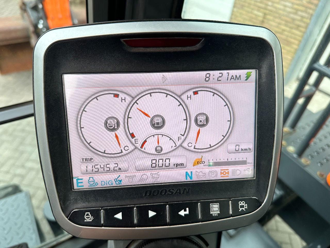 Pelle sur pneus Doosan DX140W-5: photos 12