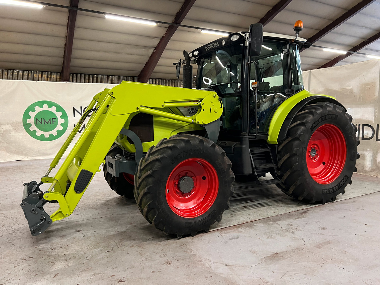 CLAAS Arion 430 - Tracteur agricole: photos 1 CLAAS Arion 430 - Tracteur agricole: photos 1