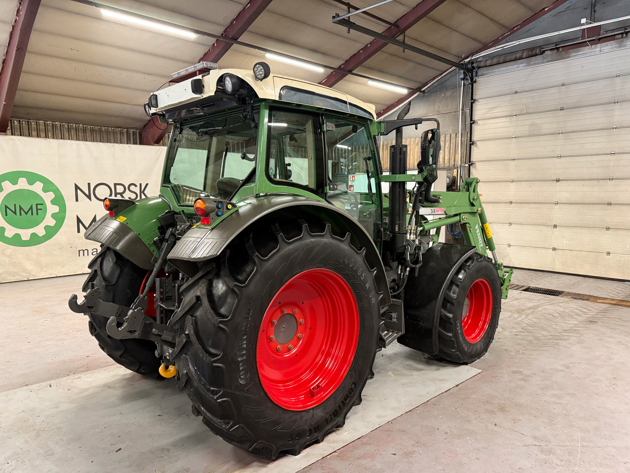 Fendt 211 Vario TMS - Tracteur agricole: photos 5 Fendt 211 Vario TMS - Tracteur agricole: photos 5