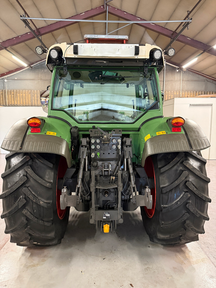 Fendt 211 Vario TMS - Tracteur agricole: photos 4 Fendt 211 Vario TMS - Tracteur agricole: photos 4