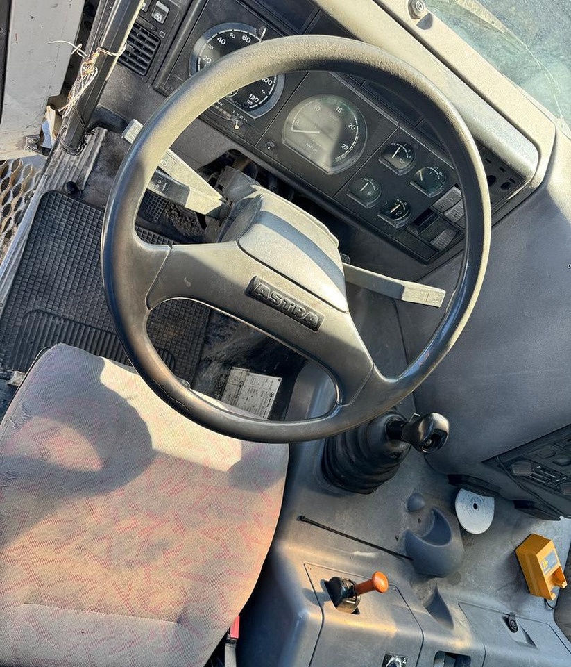 BETONPOMPA ASTRA HD84.38 - Camion malaxeur pompe: photos 5 BETONPOMPA ASTRA HD84.38 - Camion malaxeur pompe: photos 5