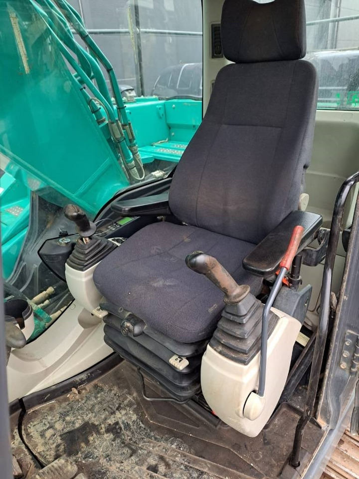 Pelle sur chenille Kobelco SK 210 LC-10: photos 13