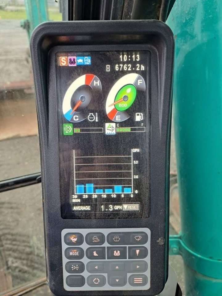 Pelle sur chenille Kobelco SK 210 LC-10: photos 15