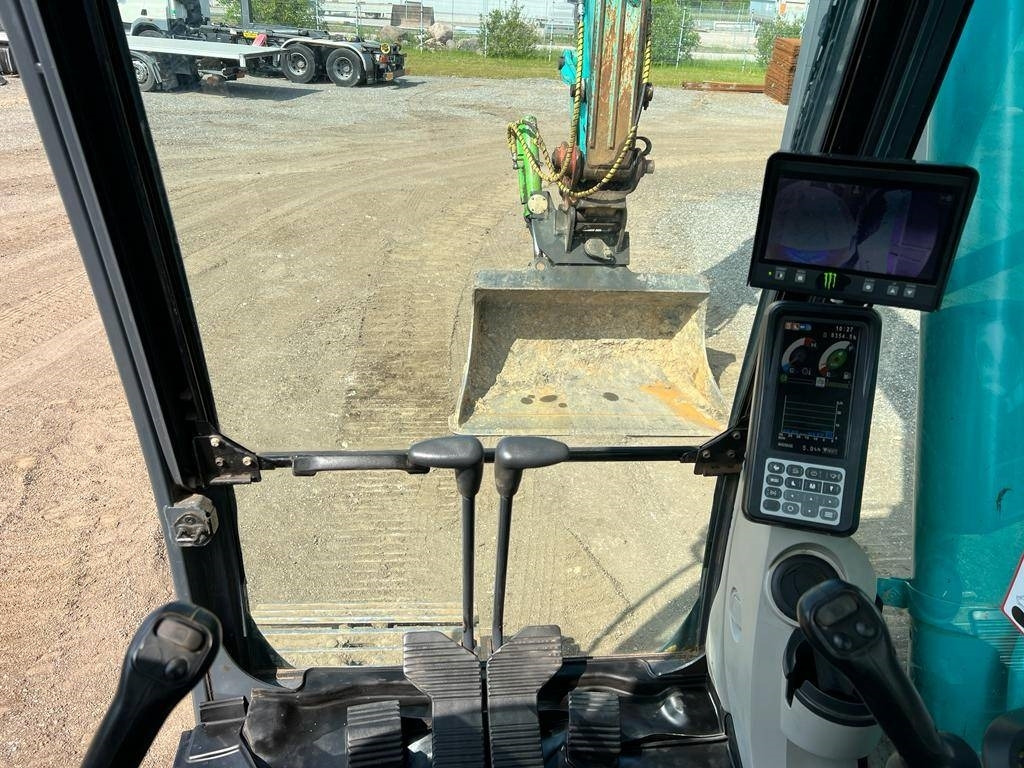 Kobelco SK 210 LC-10 - Pelle sur chenille: photos 3 Kobelco SK 210 LC-10 - Pelle sur chenille: photos 3