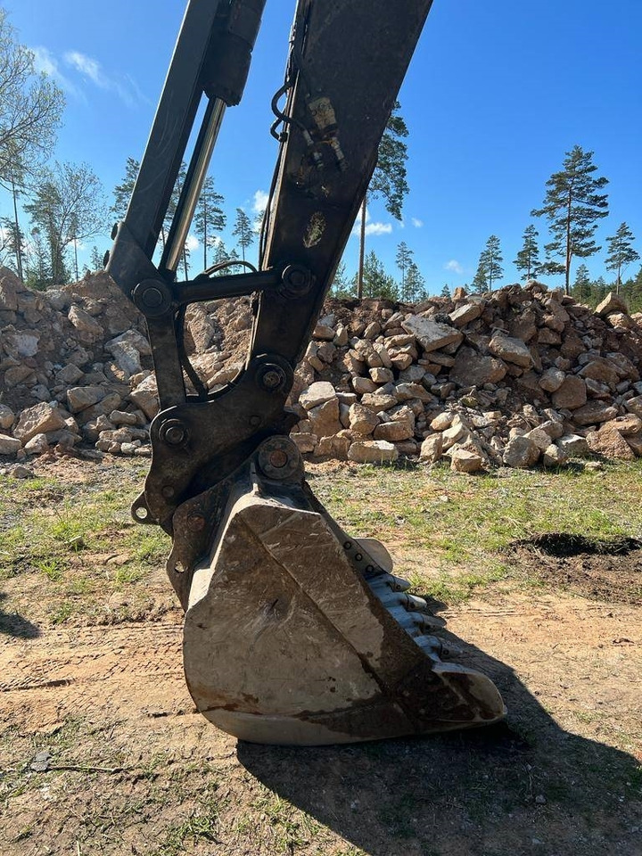 Pelle sur chenille Volvo EC 220 EL: photos 8