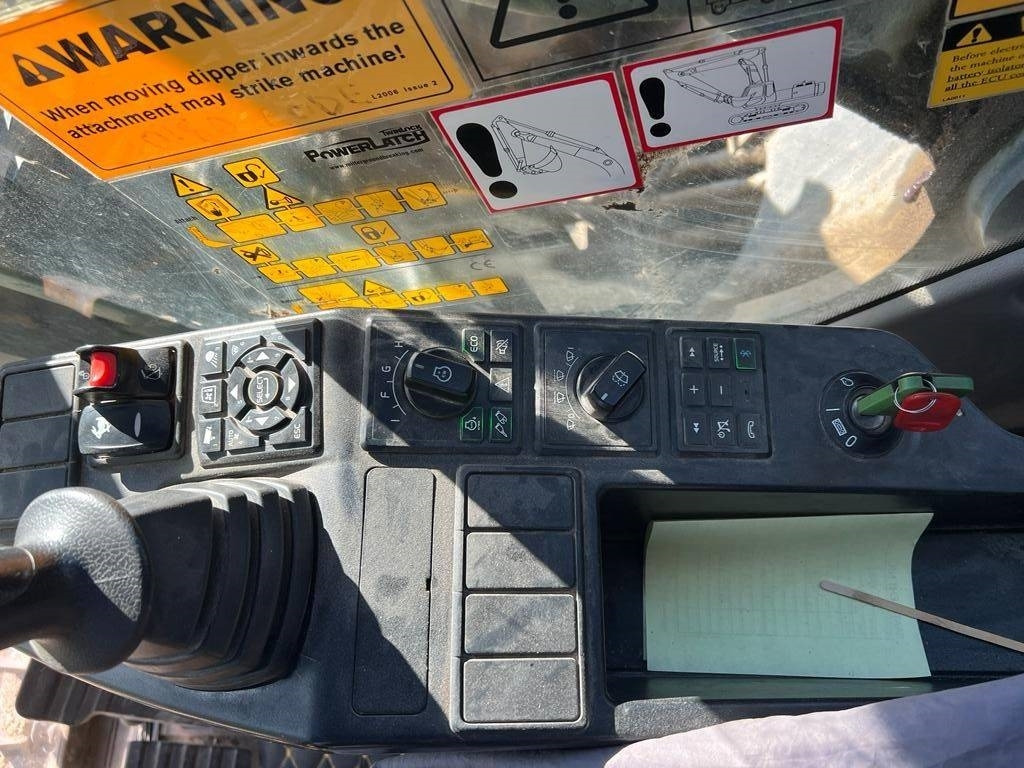 Pelle sur chenille Volvo EC 220 EL: photos 24