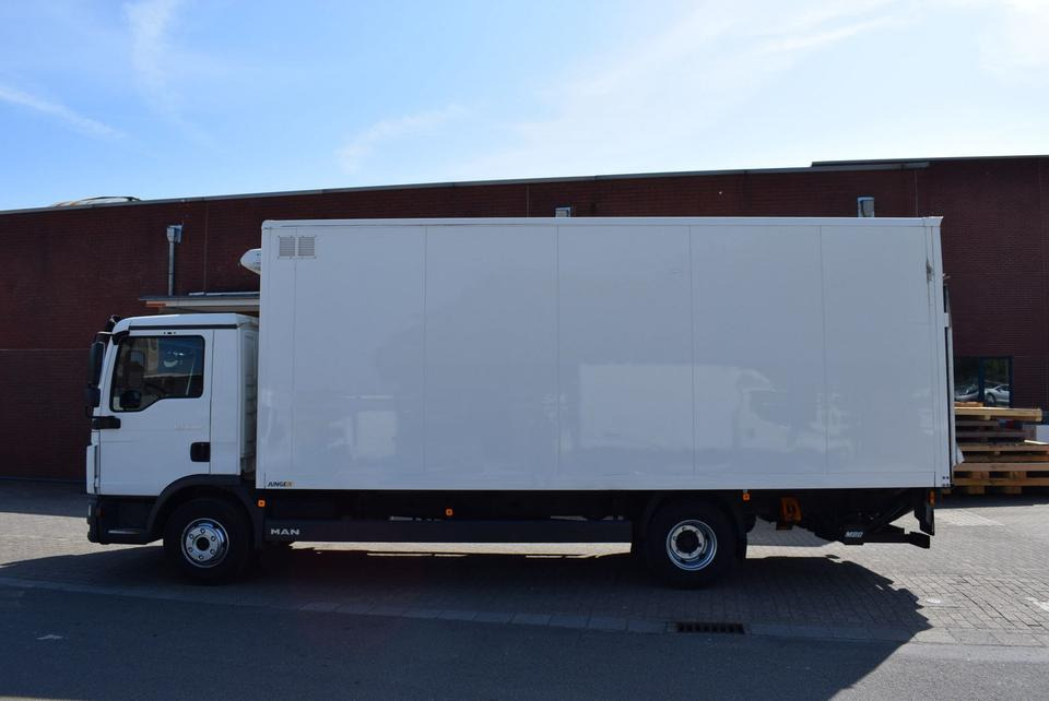 MAN TGL 8.180 Koffer 6,20mLBW 1000KG Klima - Camion frigorifique: photos 1 MAN TGL 8.180 Koffer 6,20mLBW 1000KG Klima - Camion frigorifique: photos 1