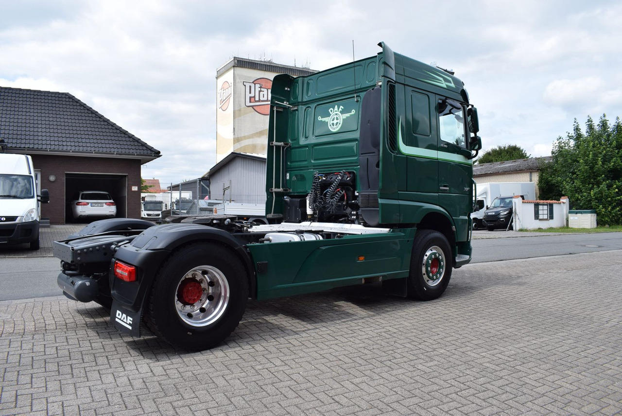 Tracteur routier DAF  XF 530 FT Retarder Leder Standklima Hydraulik: photos 9