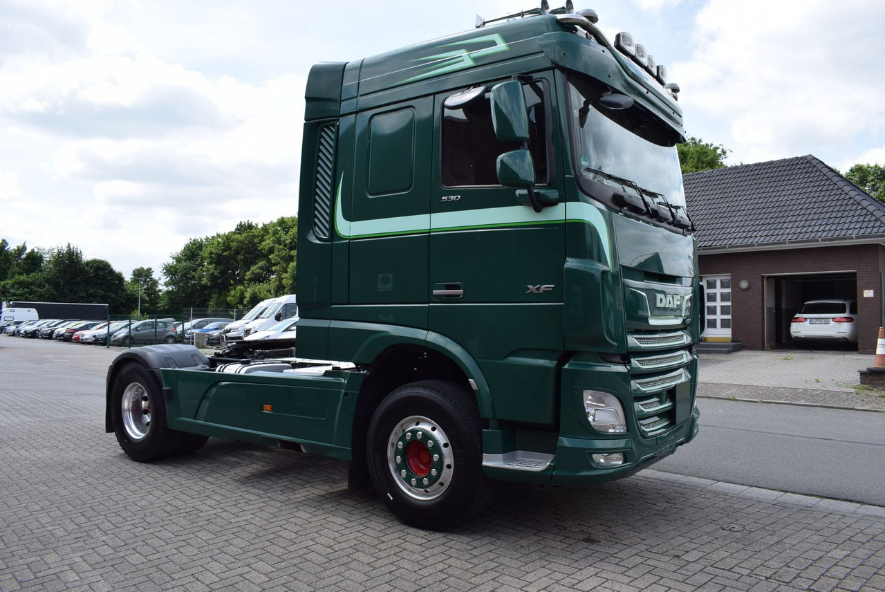 Tracteur routier DAF  XF 530 FT Retarder Leder Standklima Hydraulik: photos 11