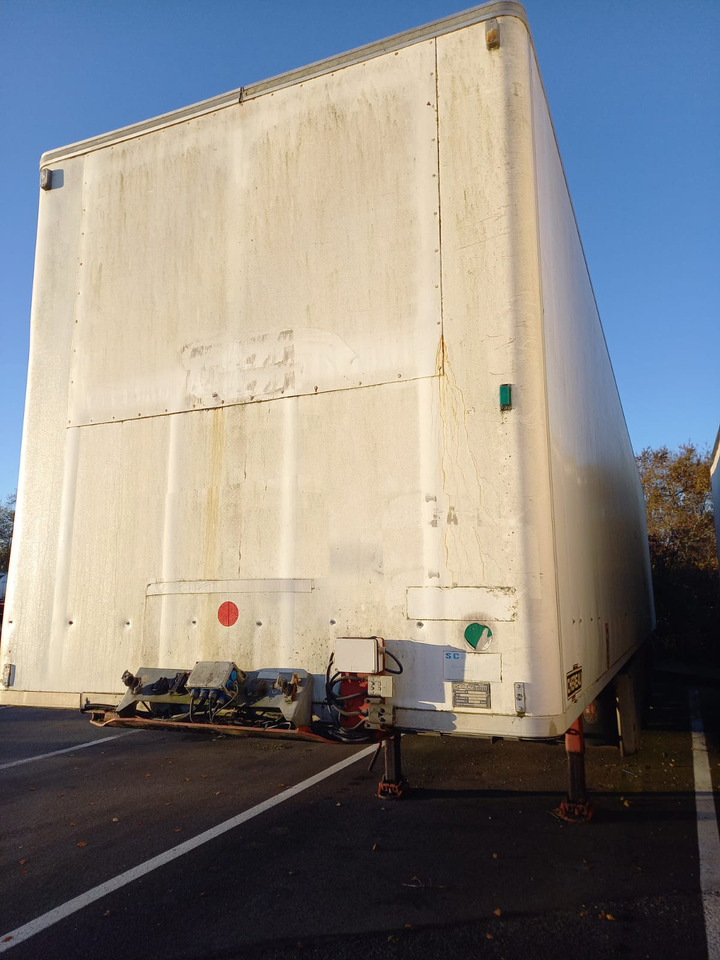 TRAILOR - Semi-remorque fourgon: photos 1 TRAILOR - Semi-remorque fourgon: photos 1