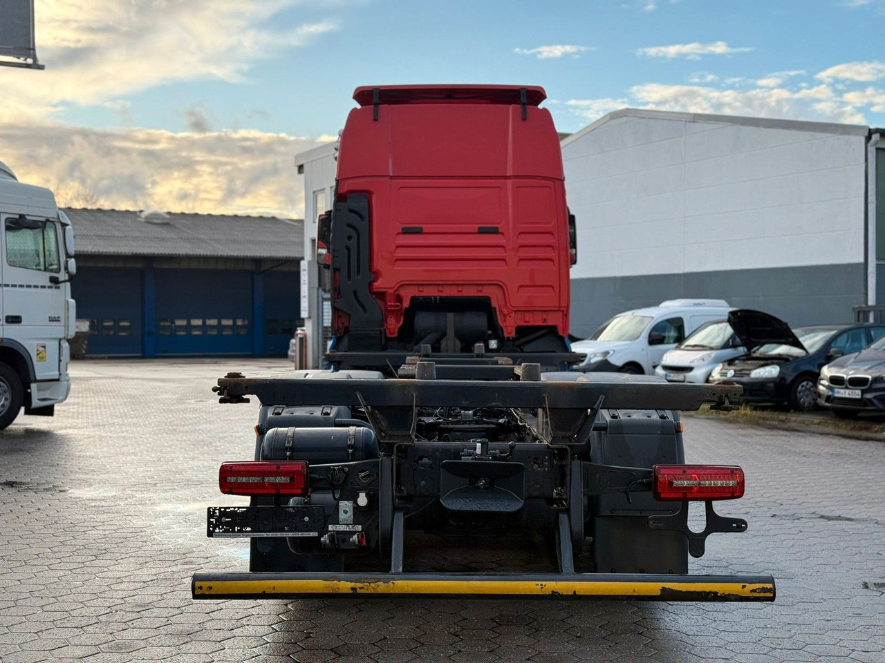 MAN TGX 26.470 XXL 6x2 BDF+Retarter +Standklima - Camion porte-conteneur/ Caisse mobile: photos 5 MAN TGX 26.470 XXL 6x2 BDF+Retarter +Standklima - Camion porte-conteneur/ Caisse mobile: photos 5
