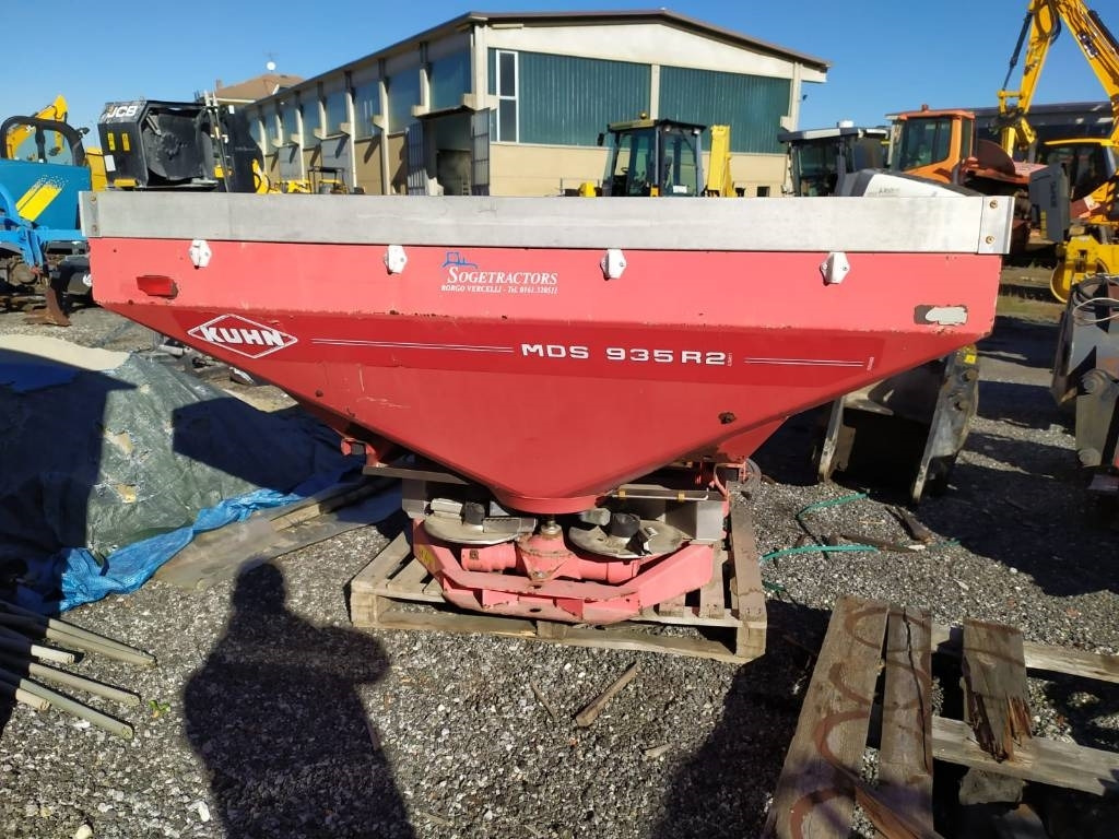 Kuhn MDS 935 - Enfouisseur à dents: photos 2 Kuhn MDS 935 - Enfouisseur à dents: photos 2
