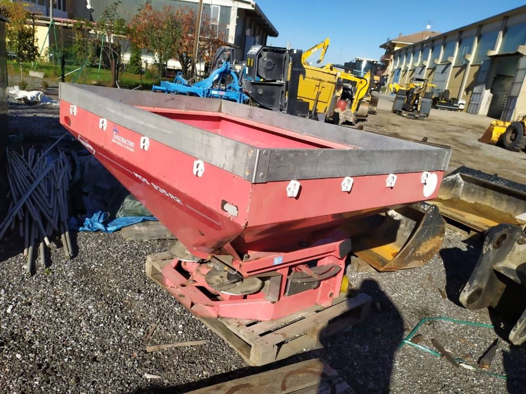 Kuhn MDS 935 - Enfouisseur à dents: photos 3 Kuhn MDS 935 - Enfouisseur à dents: photos 3