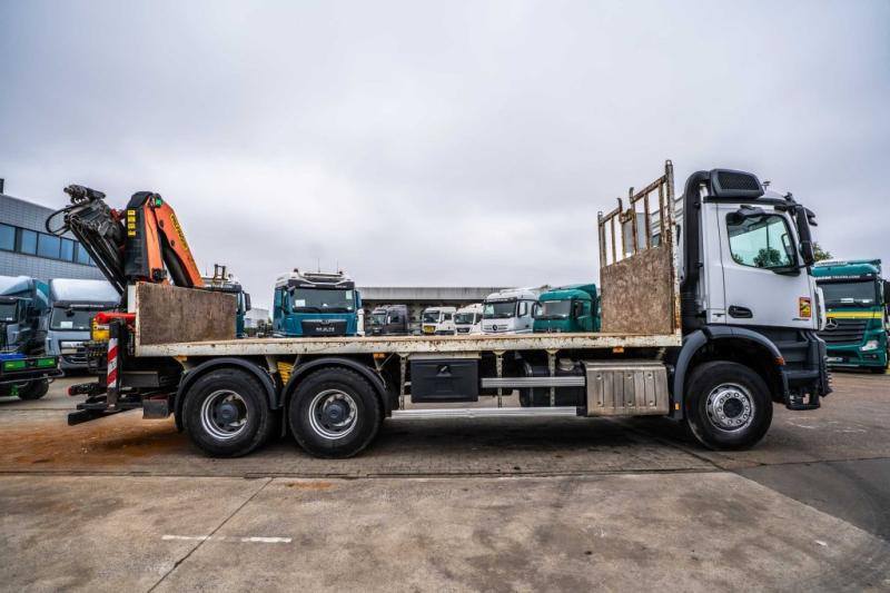 Mercedes AROCS 2648 + PALFINGER 23 T/M + 5 EXT - Camion plateau, Camion grue: photos 3 Mercedes AROCS 2648 + PALFINGER 23 T/M + 5 EXT - Camion plateau, Camion grue: photos 3
