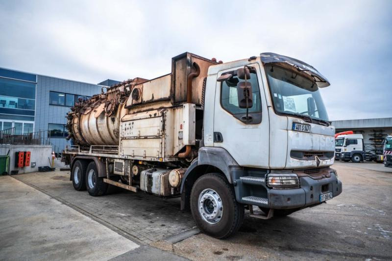 Renault KERAX 385 // CITERNE ASPIRATRICE - Camion hydrocureur: photos 2 Renault KERAX 385 // CITERNE ASPIRATRICE - Camion hydrocureur: photos 2