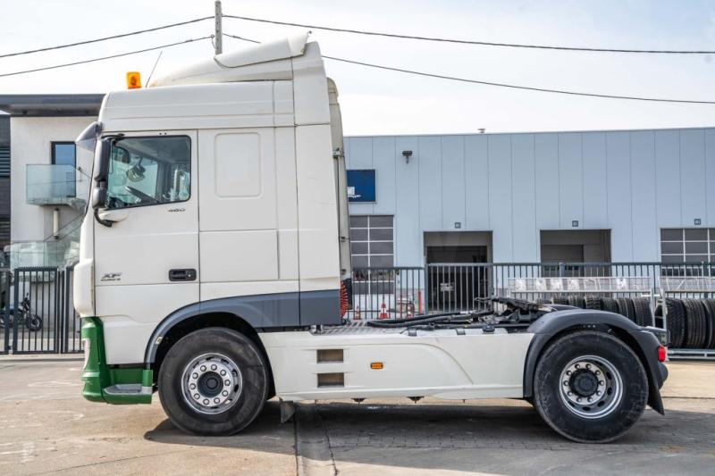 Photo d'intérieur 1: Tracteur routier DAF XF 460 + HYDRAULIQUE