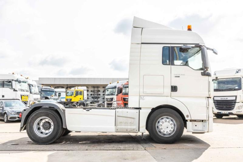 MAN TGX 18.440 XLX+INTARDER - Tracteur routier: photos 4 MAN TGX 18.440 XLX+INTARDER - Tracteur routier: photos 4