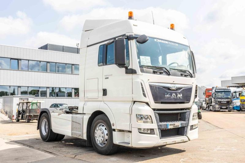 MAN TGX 18.440 XLX+INTARDER - Tracteur routier: photos 3 MAN TGX 18.440 XLX+INTARDER - Tracteur routier: photos 3
