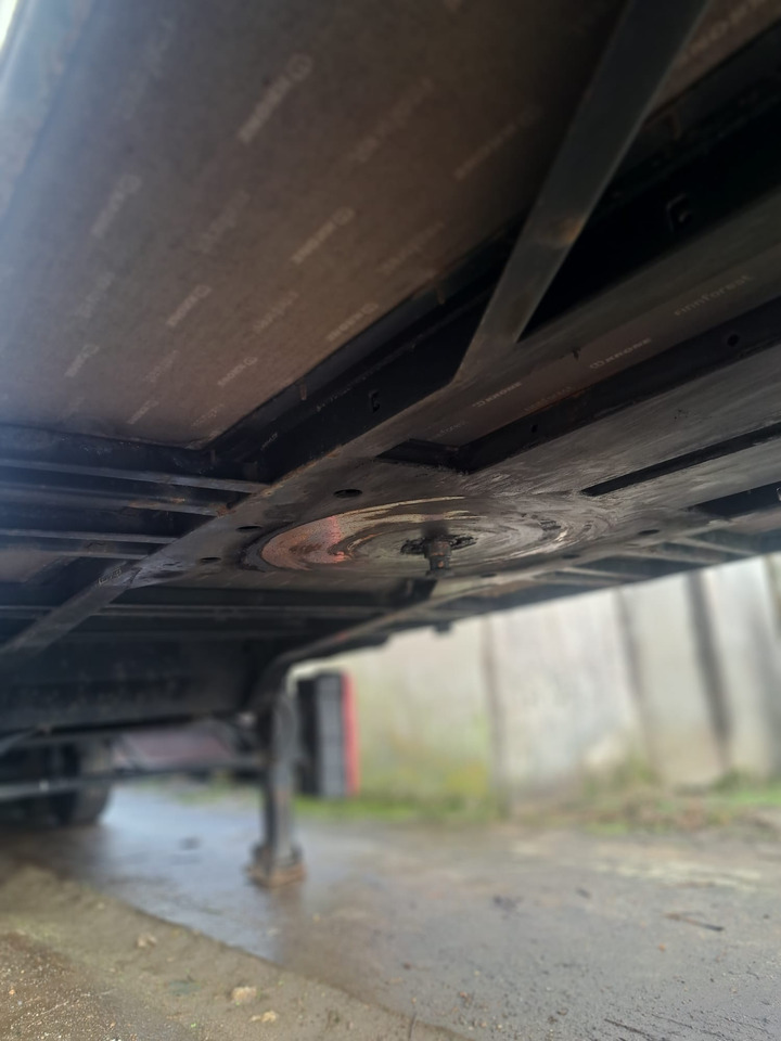 KRONE - Semi-remorque fourgon: photos 3 KRONE - Semi-remorque fourgon: photos 3