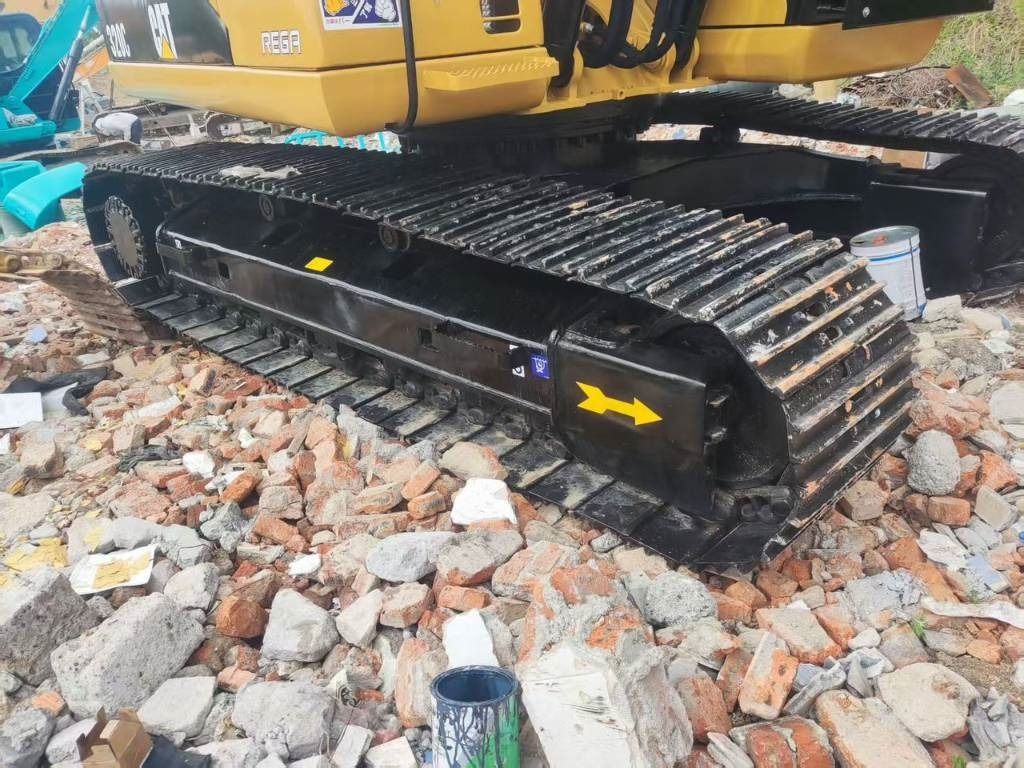 CAT 320 C - Pelle sur chenille: photos 5 CAT 320 C - Pelle sur chenille: photos 5