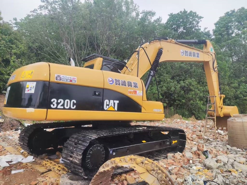 CAT 320 C - Pelle sur chenille: photos 1 CAT 320 C - Pelle sur chenille: photos 1