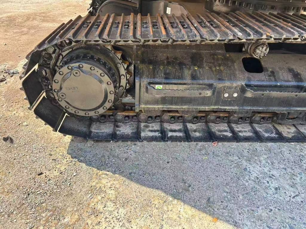 Pelle sur chenille CAT 320 GC: photos 10