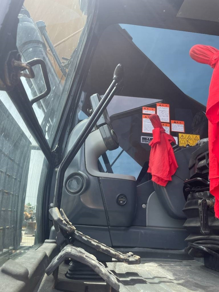 CAT 330 D - Pelle sur chenille: photos 5 CAT 330 D - Pelle sur chenille: photos 5