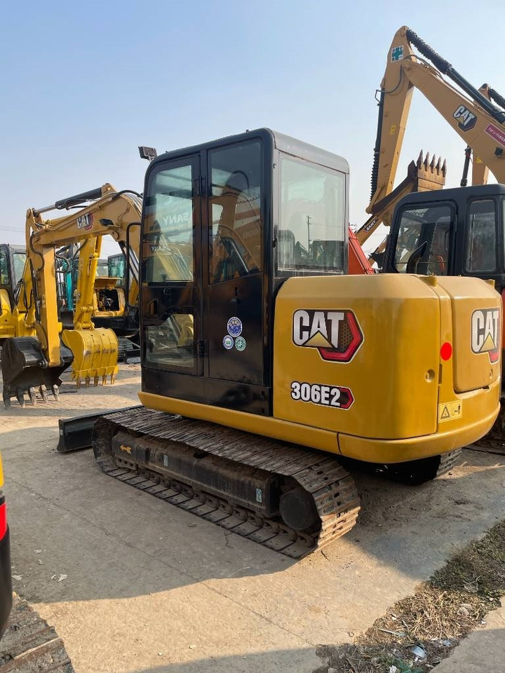 CAT CAT306E2 - Mini pelle: photos 1 CAT CAT306E2 - Mini pelle: photos 1