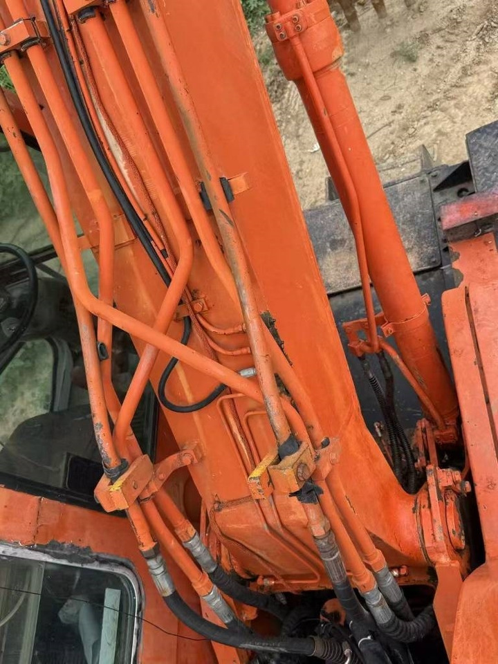 Pelle sur pneus Doosan DH 150 W-7: photos 8