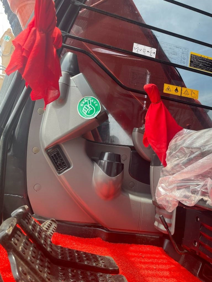 Hitachi ZX 200 - Pelle sur chenille: photos 3 Hitachi ZX 200 - Pelle sur chenille: photos 3