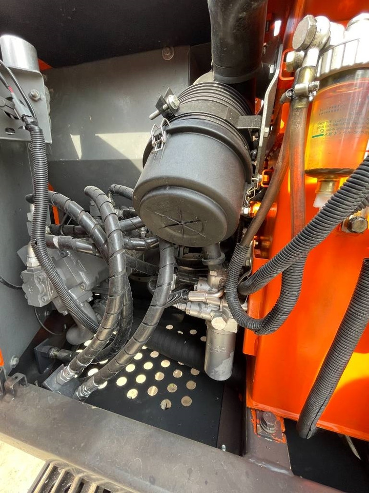 Hitachi ZX 70 - Mini pelle: photos 2 Hitachi ZX 70 - Mini pelle: photos 2