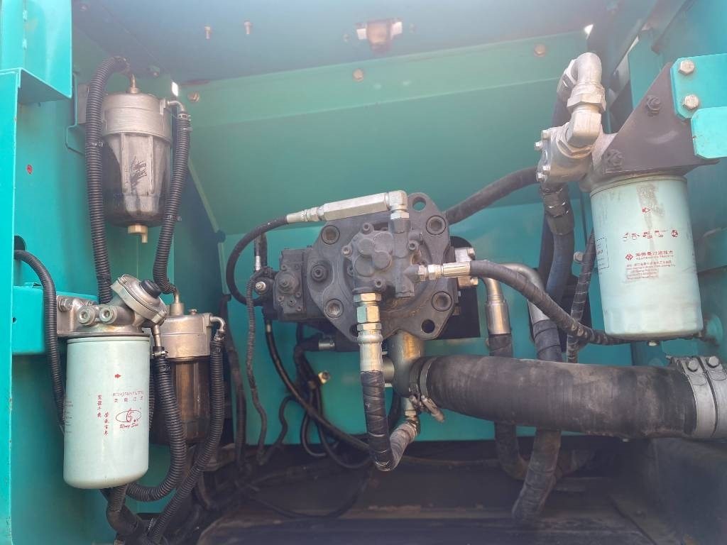 Kobelco SK 350 - Pelle sur chenille: photos 3 Kobelco SK 350 - Pelle sur chenille: photos 3