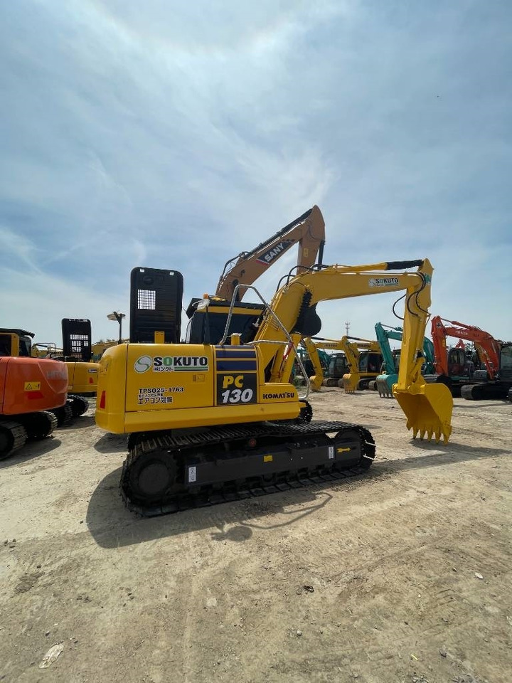 Komatsu PC 130 - Pelle sur chenille: photos 3 Komatsu PC 130 - Pelle sur chenille: photos 3