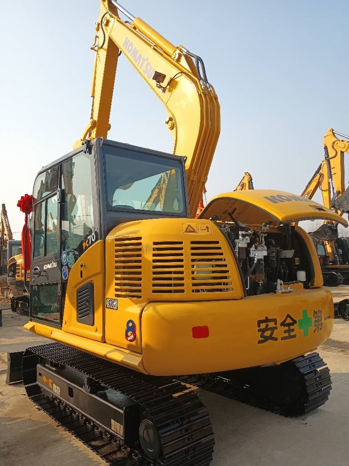 Komatsu PC 70  - Mini pelle: photos 4 Komatsu PC 70  - Mini pelle: photos 4